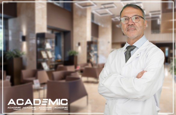 Prof. Dr. Semih Takka, Ortopedi ve Travmatoloji branşında hastalarını takip ve tedaviye başlamıştır.